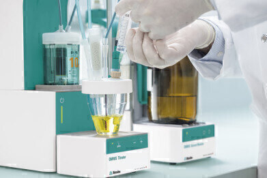 Safer and easier – Karl Fischer titration with OMNIS